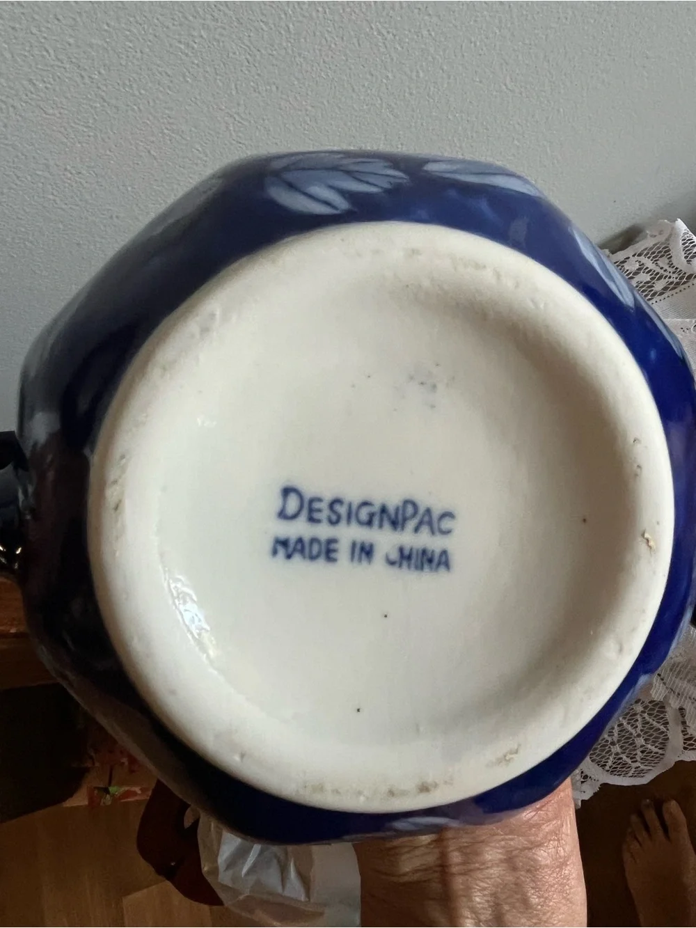 Vintage tea pot , sugar bowl & creamer